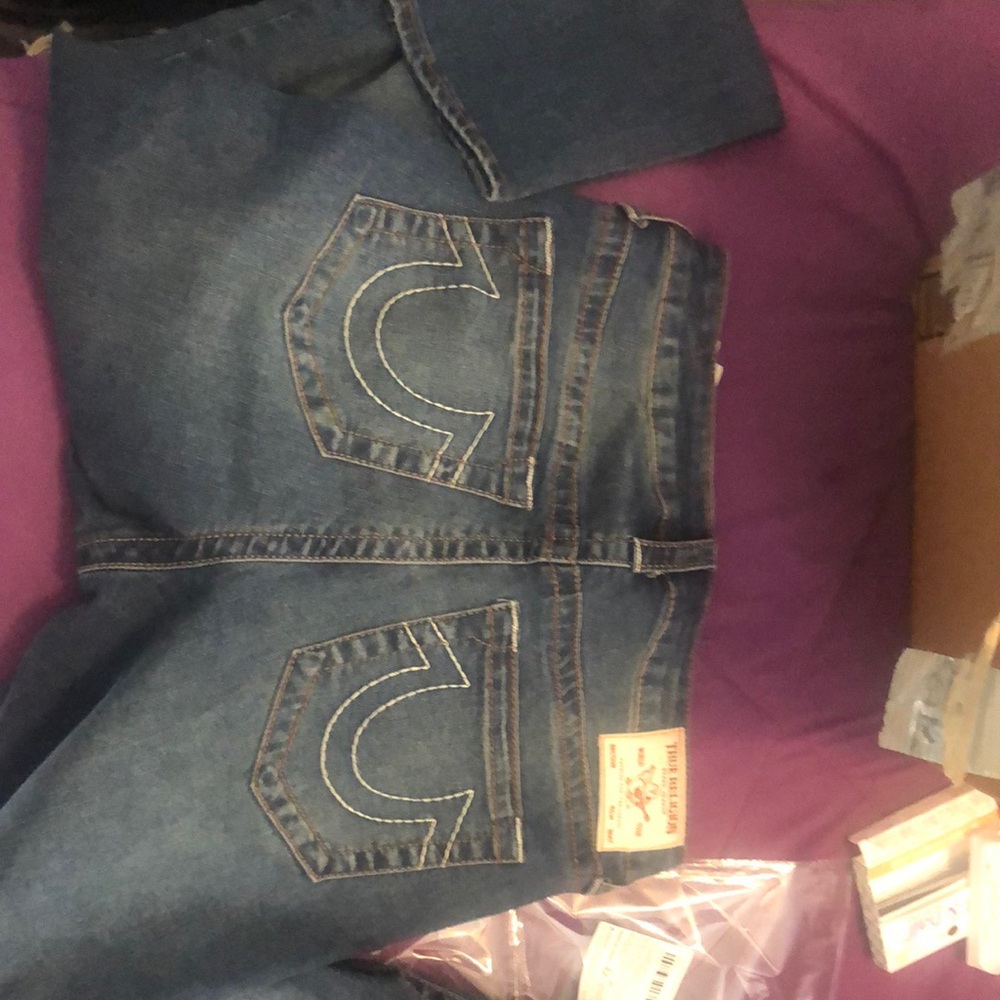 True Religion Blue super skinny Jeans with Gold/ white Stitching